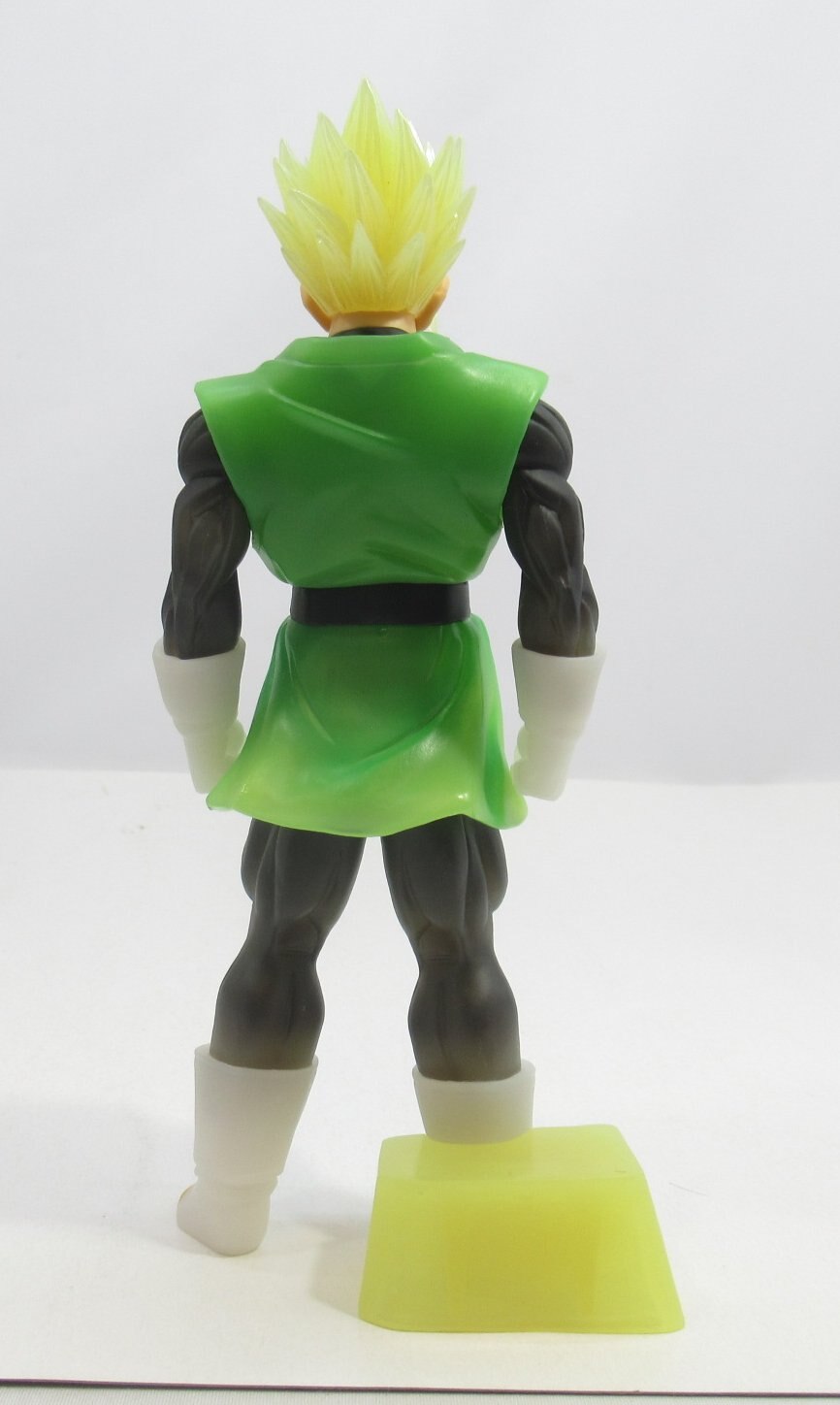 BANDAI SPIRITS CLEARISE Super Saiyan Son Gohan (Great Saiyaman ver.)