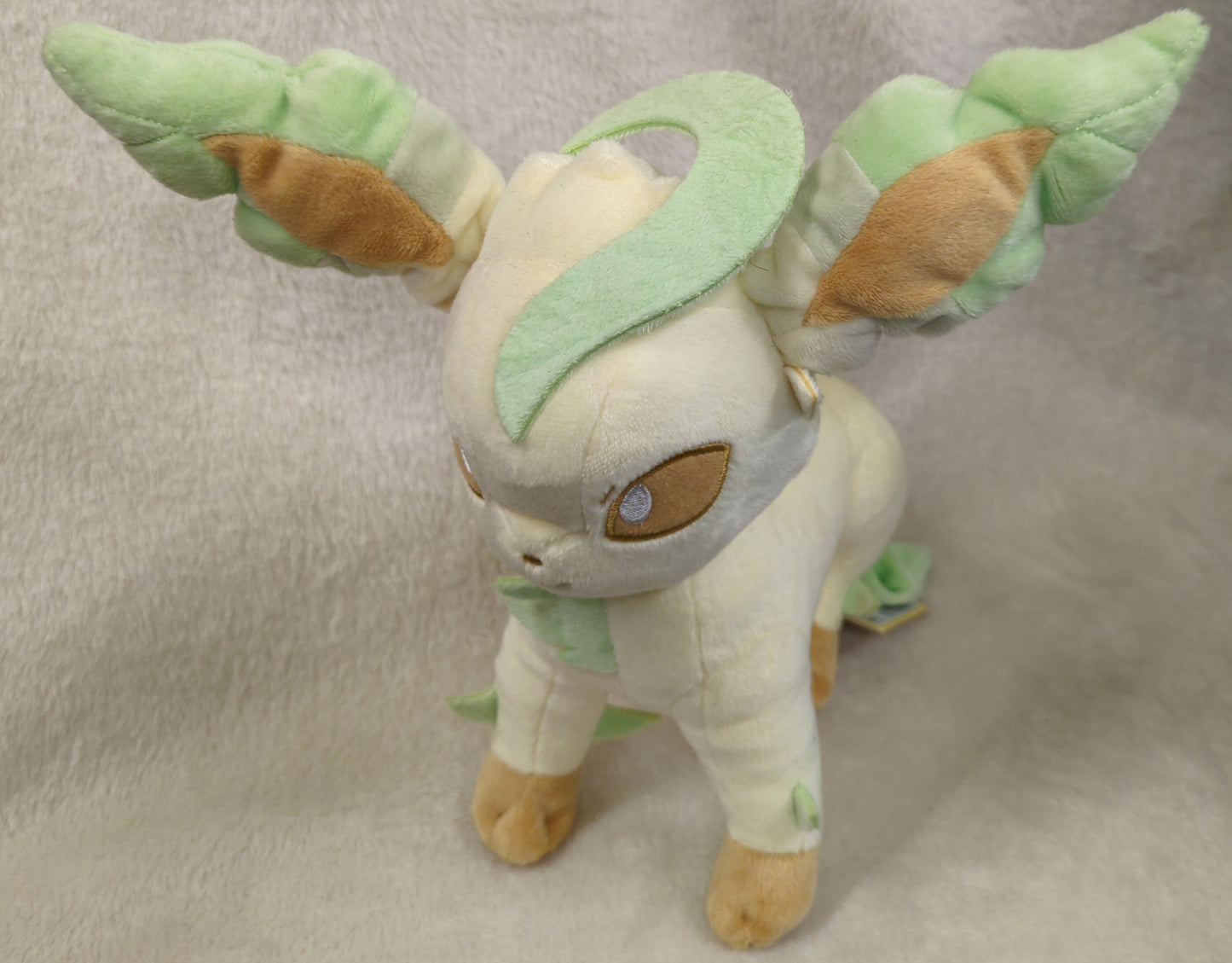 Banpresto I LOVE EIEVUI Huge Stuffed Toy Leafeon Glaceon Pokemon XY and Z Leafeon