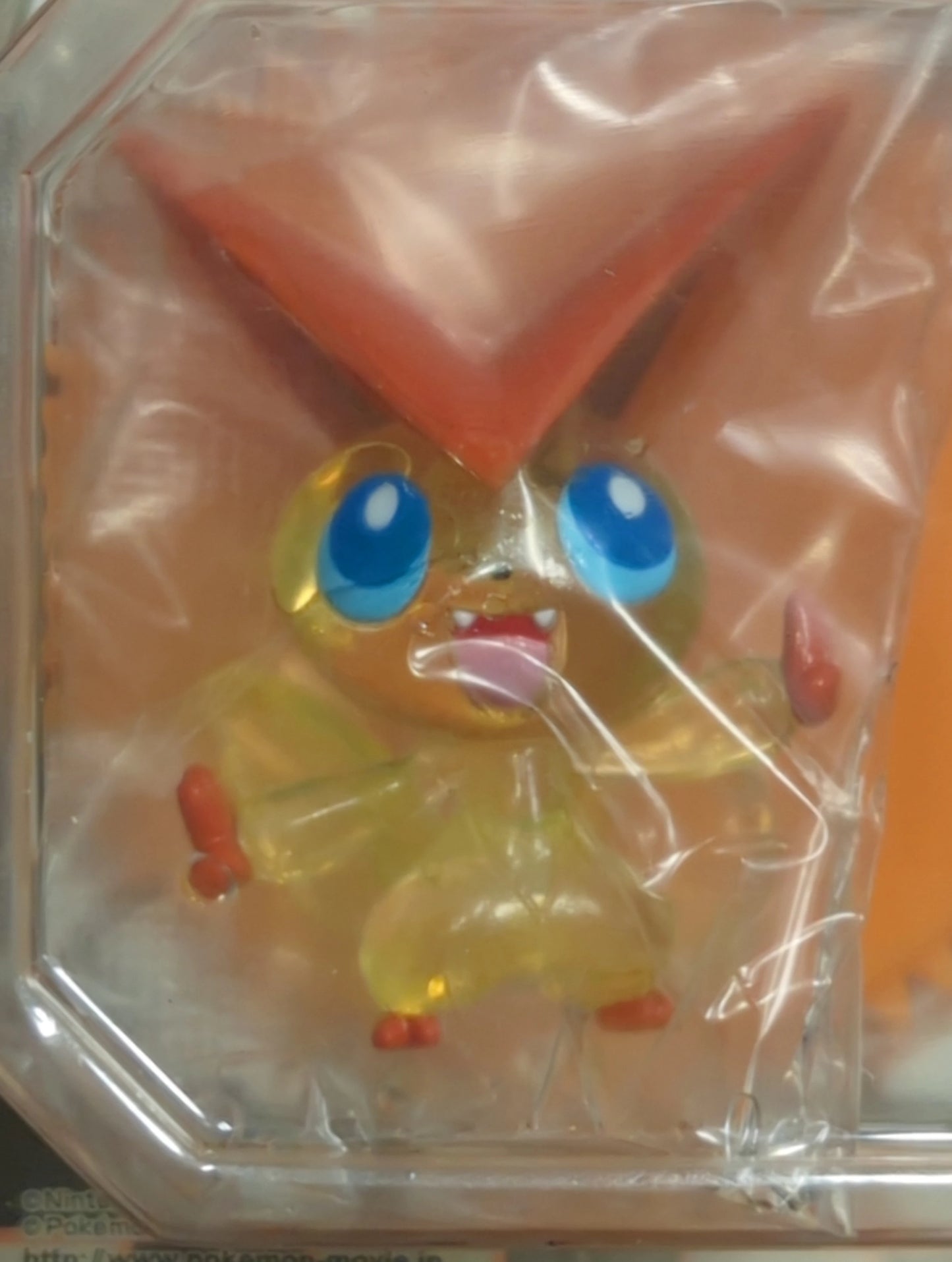 Takara Tomy Monster Collection Victini