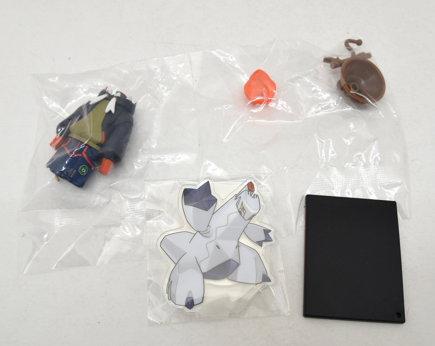RFTERM0TOKEN Miniatur-Torso-Taschenmonster Kibana und Duraludon 4