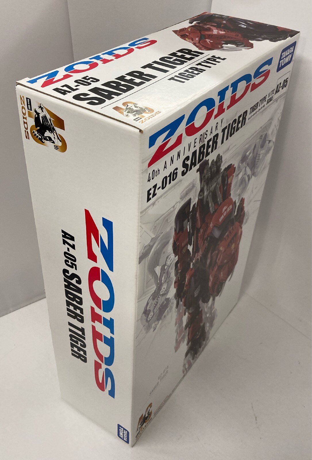 Takara Tomy 40th Anniversary Saber Tiger (Tiger Type) AZ-05