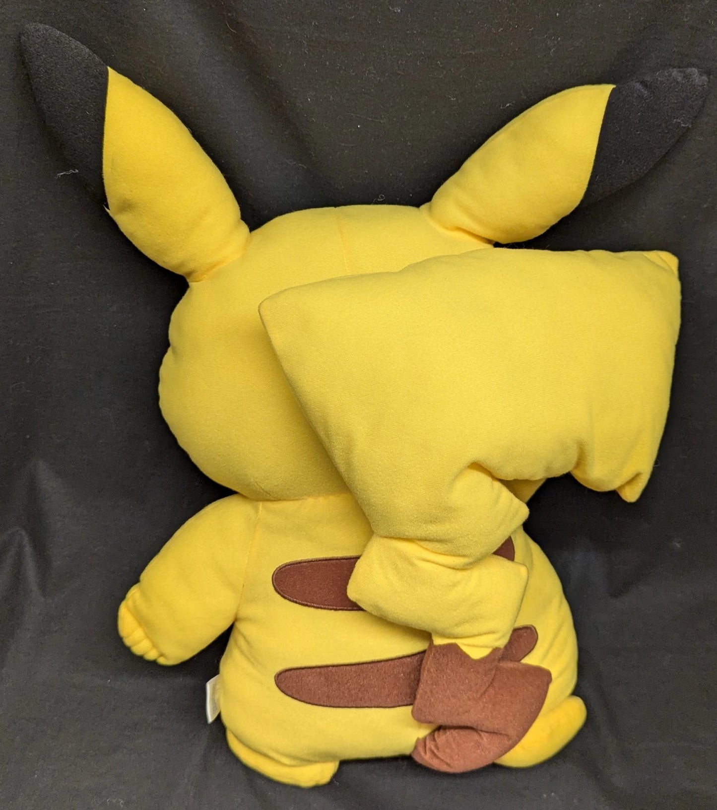 Banpresto - Ichiban Kuji Pokemon Exciting Waku Waku Get Kuji 2013 A-Prize Big Cushion Pikachu