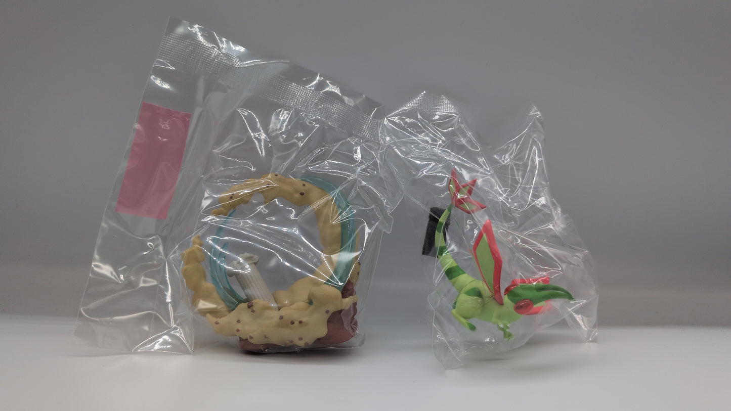 Re-Ment Circular Diorama Collection 2: Sparkling Moments - Pokemon Flygon 3