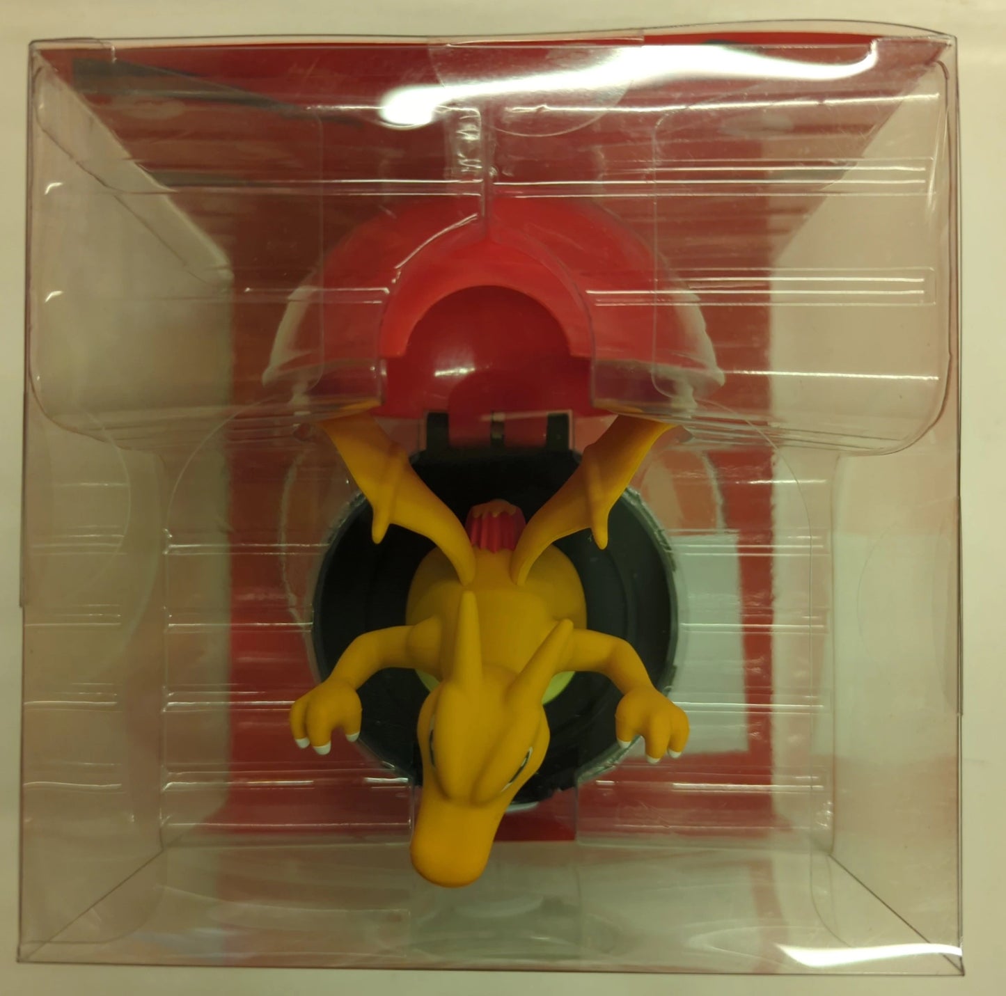 Takara Tomy Pyokopunyu Pokemon Charizard