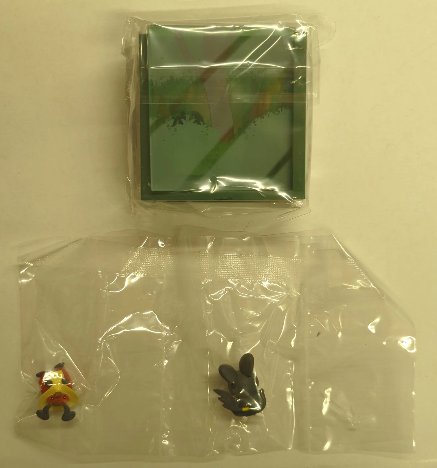 Re-Ment Pokemon Frame Deep Green Forest Pocket Monsters Emolga and Coroboshi 4