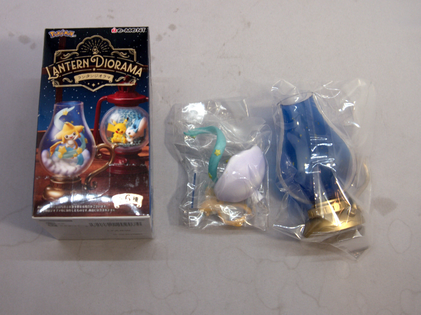 Re-Ment LANTERN DIORAMA Jirachi 3