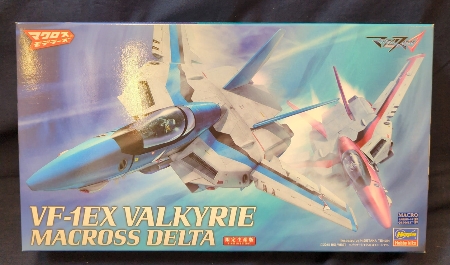 Hasegawa 1/72 scale VF-1EX Valkyrie
