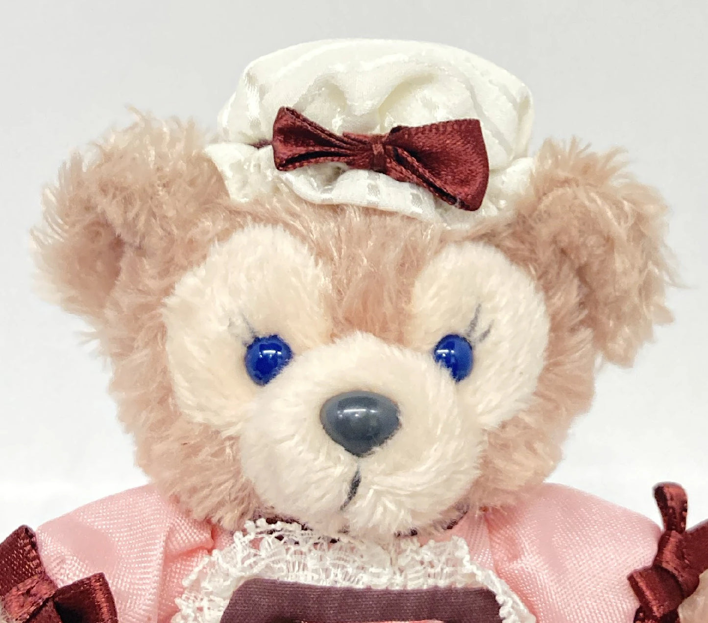 Tokyo Disney Sea Plush Stuffed Toy Badge Sweet Duffy 2013 Duffy Brings Love ShellieMay (Pink Check Apron/One Piece) 2013