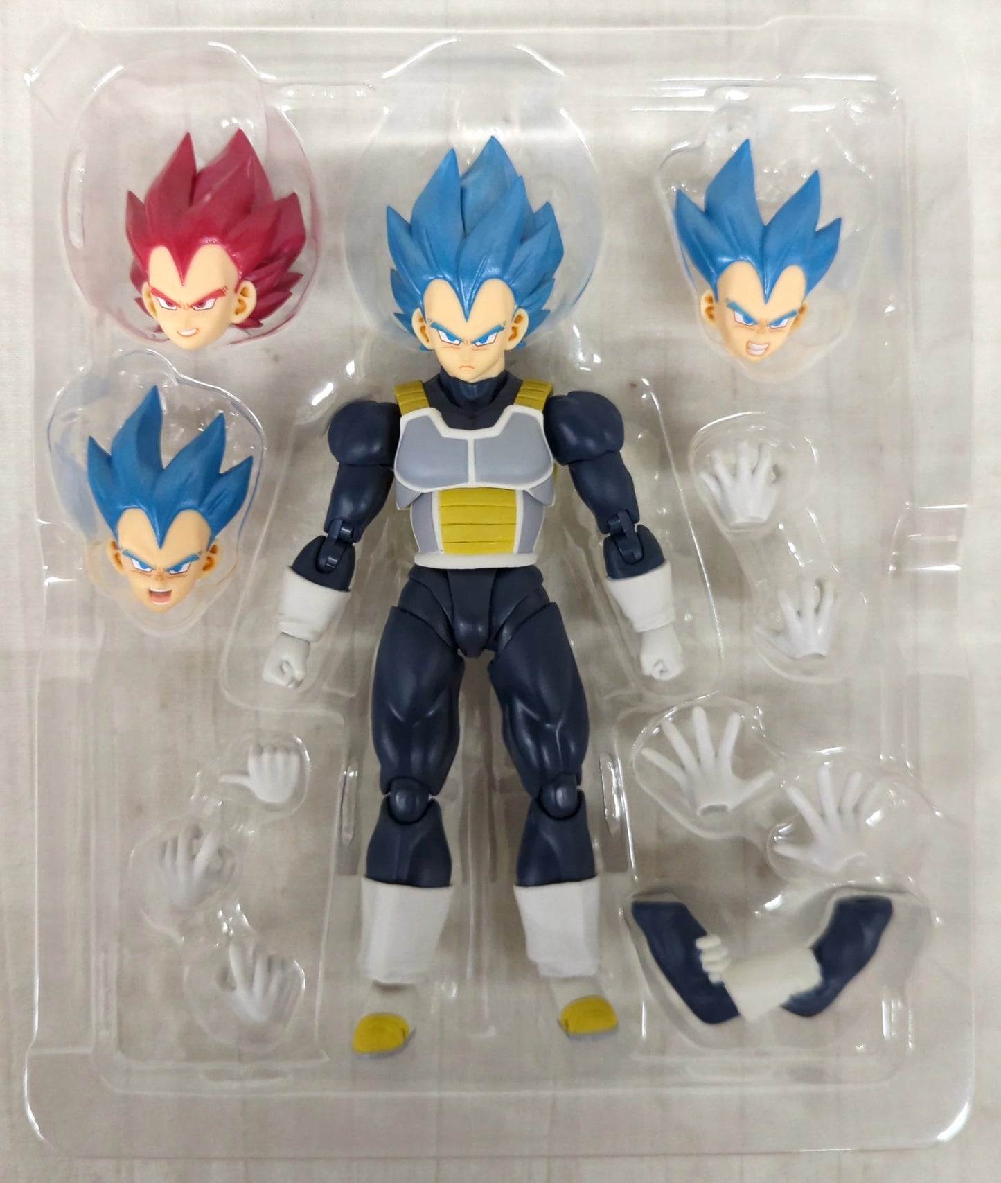 BANDAI SPIRITS SHFiguarts Super Saiyan God Super-Saiyan Vegeta