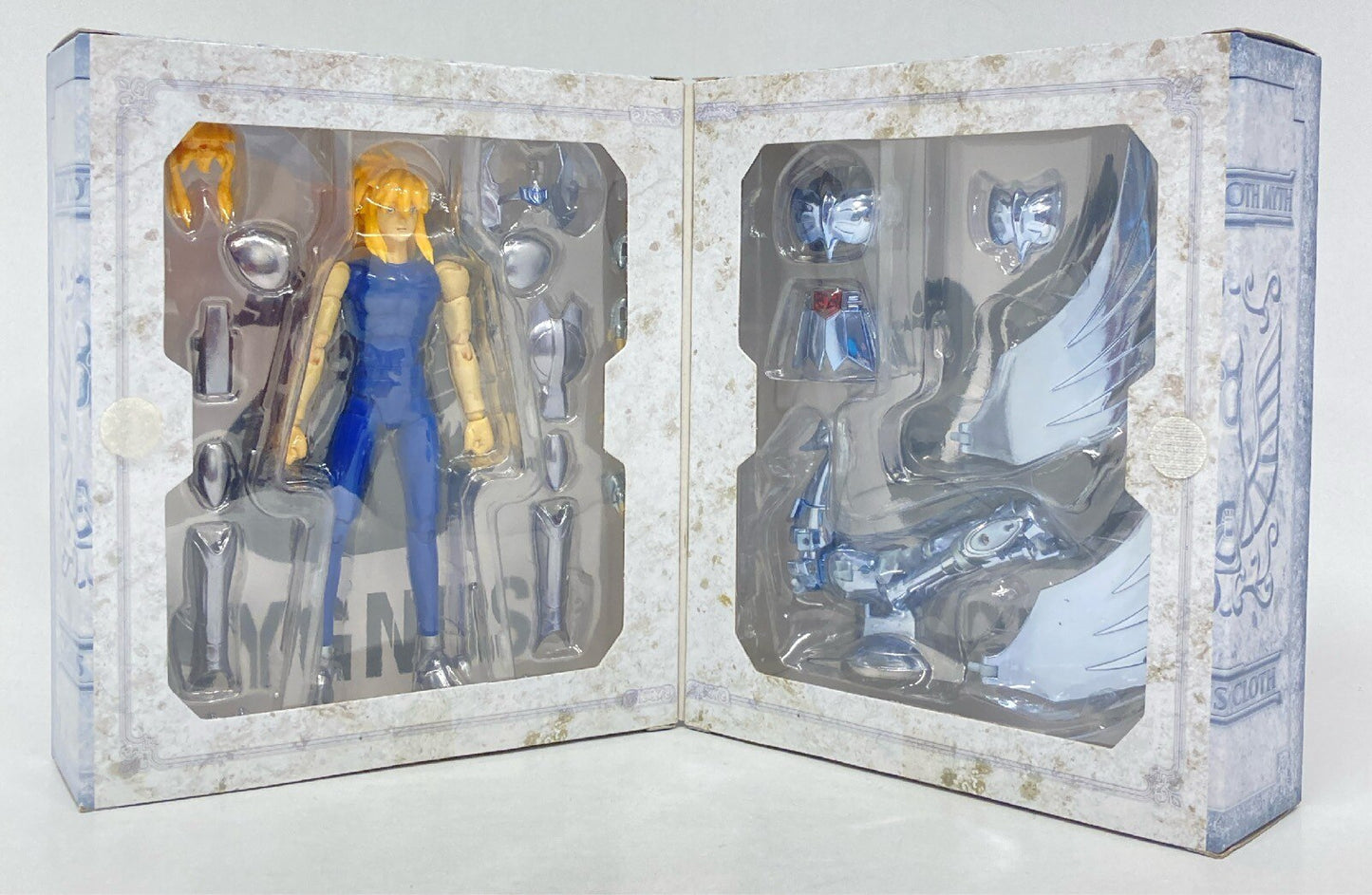 BANDAI Saint Seiya Myth Cloth Masami Kurumada Cygnus Hyouga/First Bronze Cloth