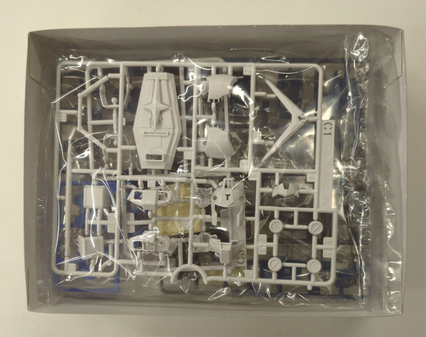 BANDAI SPIRITS SD Gundam Cross Silhouette/Gundam Base Limited SD Gundam Cross Silhouette RX-78-2 Gundam (Cross Silhouette Frame Ver.) Gundam Base Color