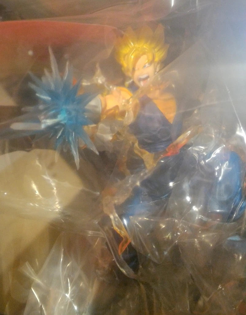 Bandai Figuarts ZERO Dragon Ball Z Super Saiyan Vegito