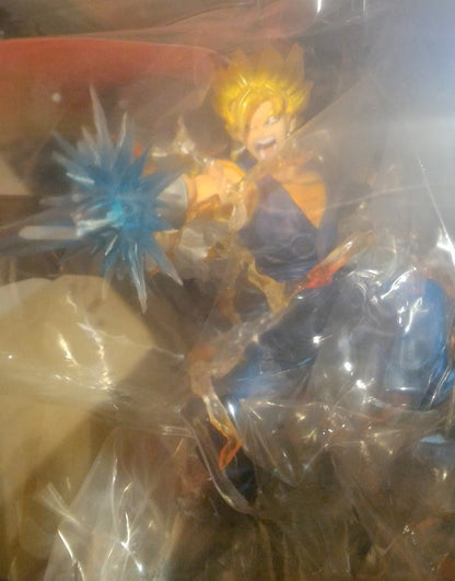 Bandai Figuarts ZERO Dragon Ball Z Super Saiyan Vegito