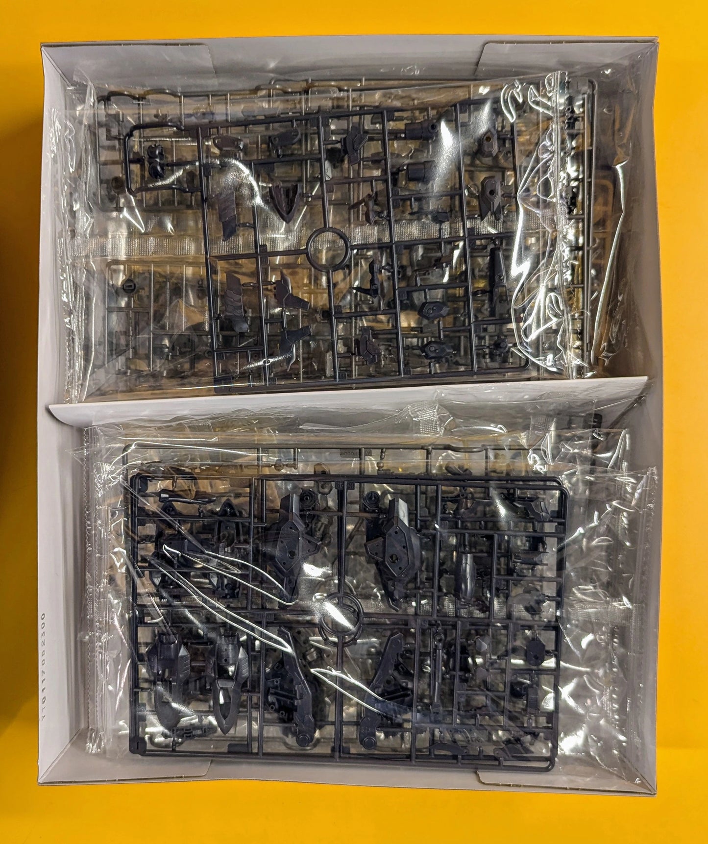 Kotobukiya - Frame Arms Girl Hresvelgr = Albus Bonus Not Included