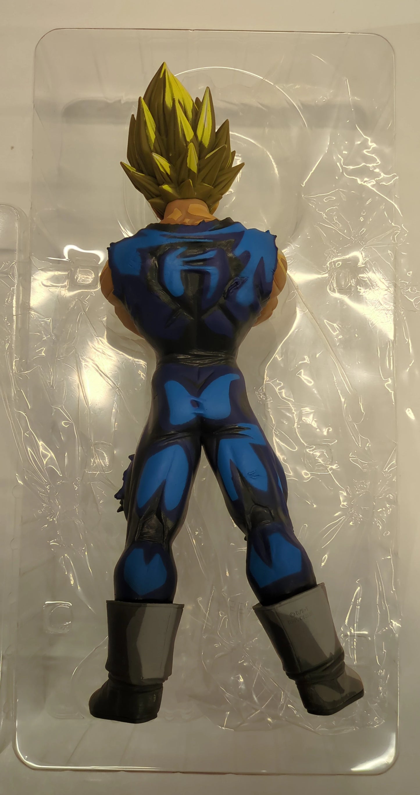 Bandai Spirits Grandista Dragon Ball Z Super Saiyan Vegeta Manga Dimensions