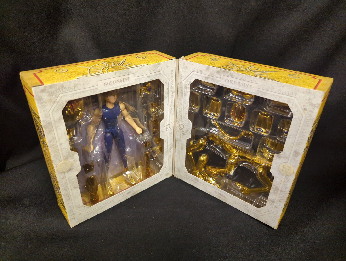 BANDAI Saint Seiya Myth Cloth Masami Kurumada Leo Aiolia