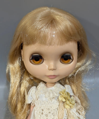 Neo Custom Blythe White One Piece