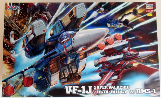 Hasegawa 1/48 scale VF1J Super Valkyrie Max and Miria with reaction bullets