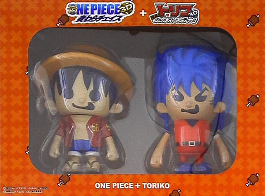 7-Eleven Sofubi figure Blister containing (movie version ) jump HEROES film Luffy and Toriko set
