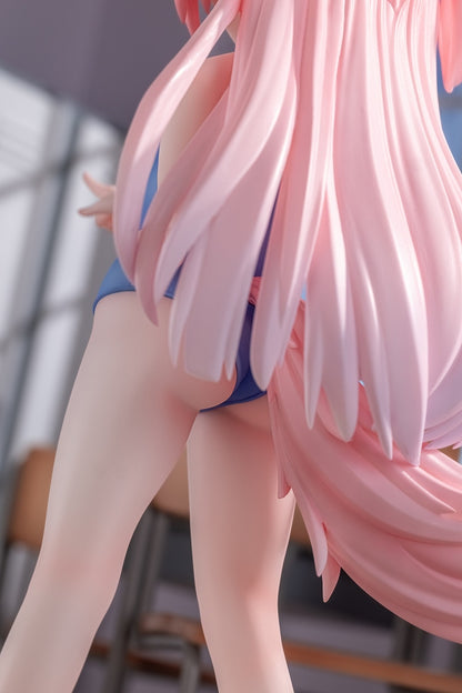 As a result of spying on Yumezakura while she was changing clothes in the classroom, I was discovered and called a ``pervert.''