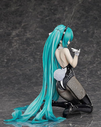 Character Vocal Series 01 Hatsune Miku Bunny Ver. / Art by Mitsume YYB