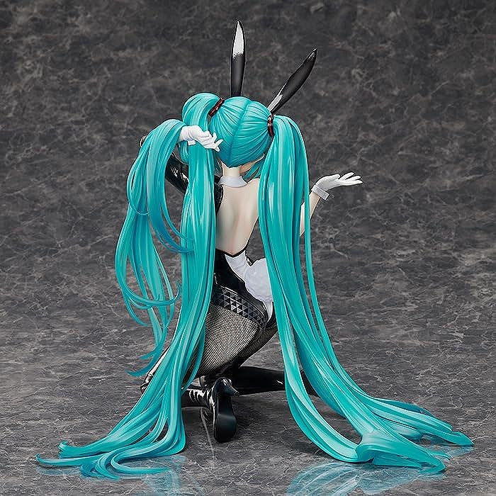 Character Vocal Series 01 Hatsune Miku Bunny Ver. / Art by Mitsume YYB