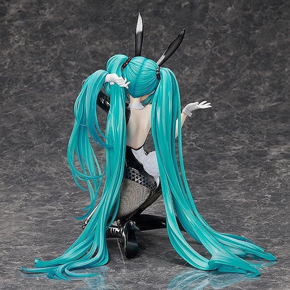 Character Vocal Series 01 Hatsune Miku Bunny Ver. / Art by Mitsume YYB