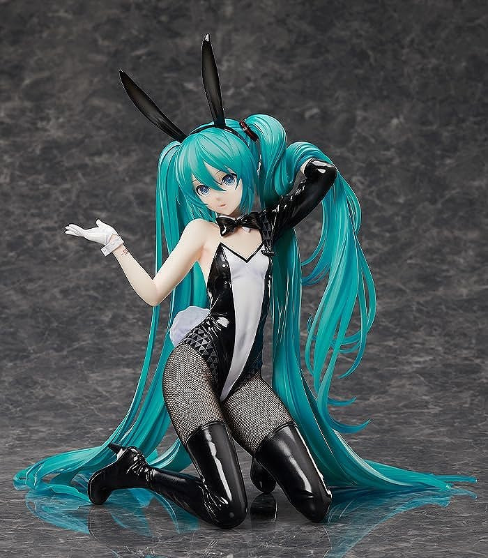 Character Vocal Series 01 Hatsune Miku Bunny Ver. / Art by Mitsume YYB