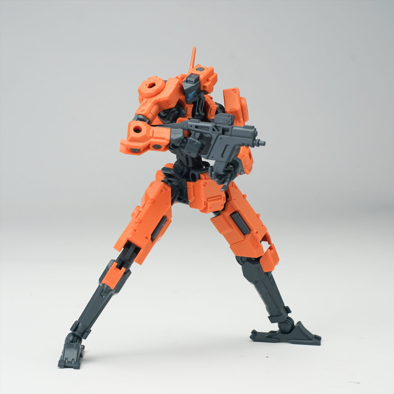 3 min project series FENRIR 1/18 scale Model Kit (orange)