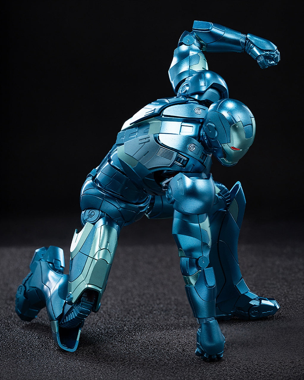 DLX Marvel Studios＇ The Infinity Saga Iron Man Mark 3 (Stealth Edition)
