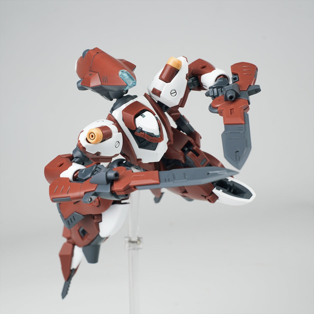 ULTRA ACTION TROOPER series Franz-α 1/144 scale Model Kit (red x white)