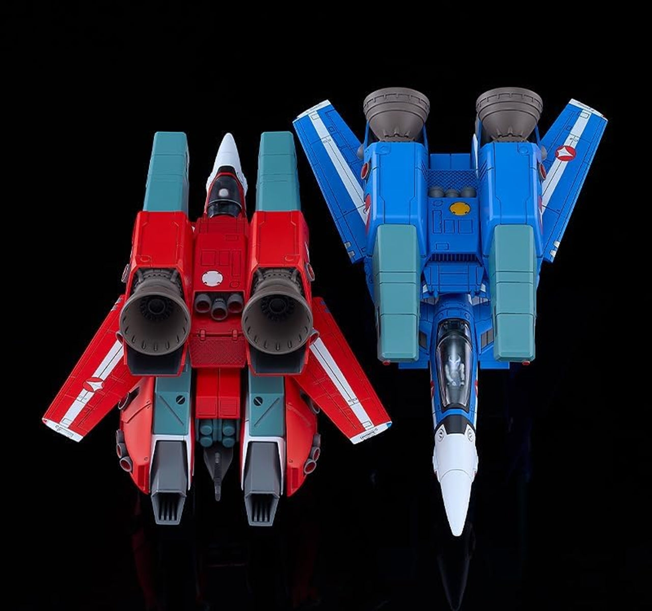 The Super Dimension Fortress Macross PLAMAX PX-20 VF-1J Super Fighter Valkyrie Max & Milia Galaxy Strongest Set