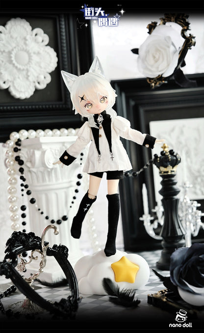 Street Corner Encounter Series Doll Special Design Cat/Upside Down Steps