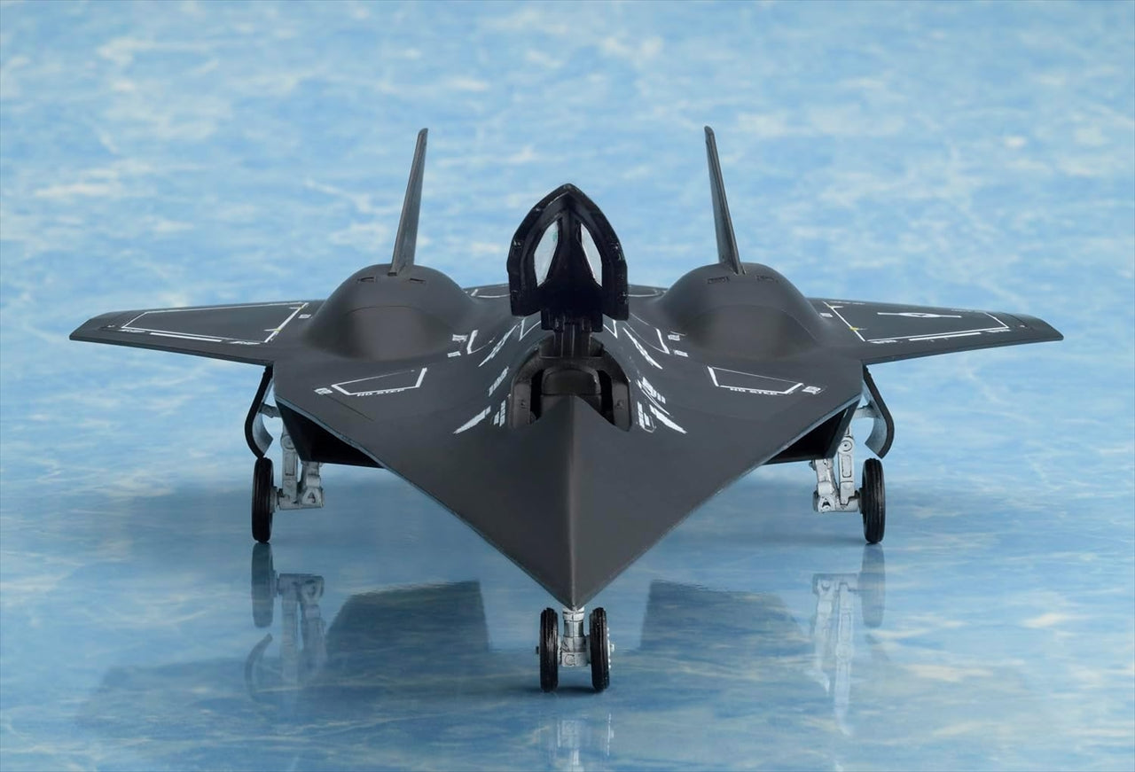 Top Gun Maverick 1/72 Scale Dark Star Model Kit