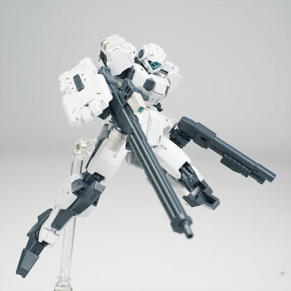 MAINLAND ULTRA ACTION TROOPER series V-gilante 1/144 scale Model Kit (white)