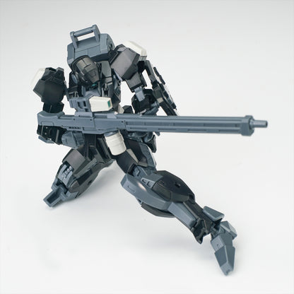 MAINLAND ULTRA ACTION TROOPER series V-gilante 1/144 scale Model Kit (black)
