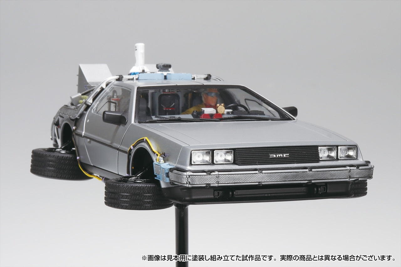 Film Mecha 1/24 Retour vers le futur, partie II Time Machine avec figurine