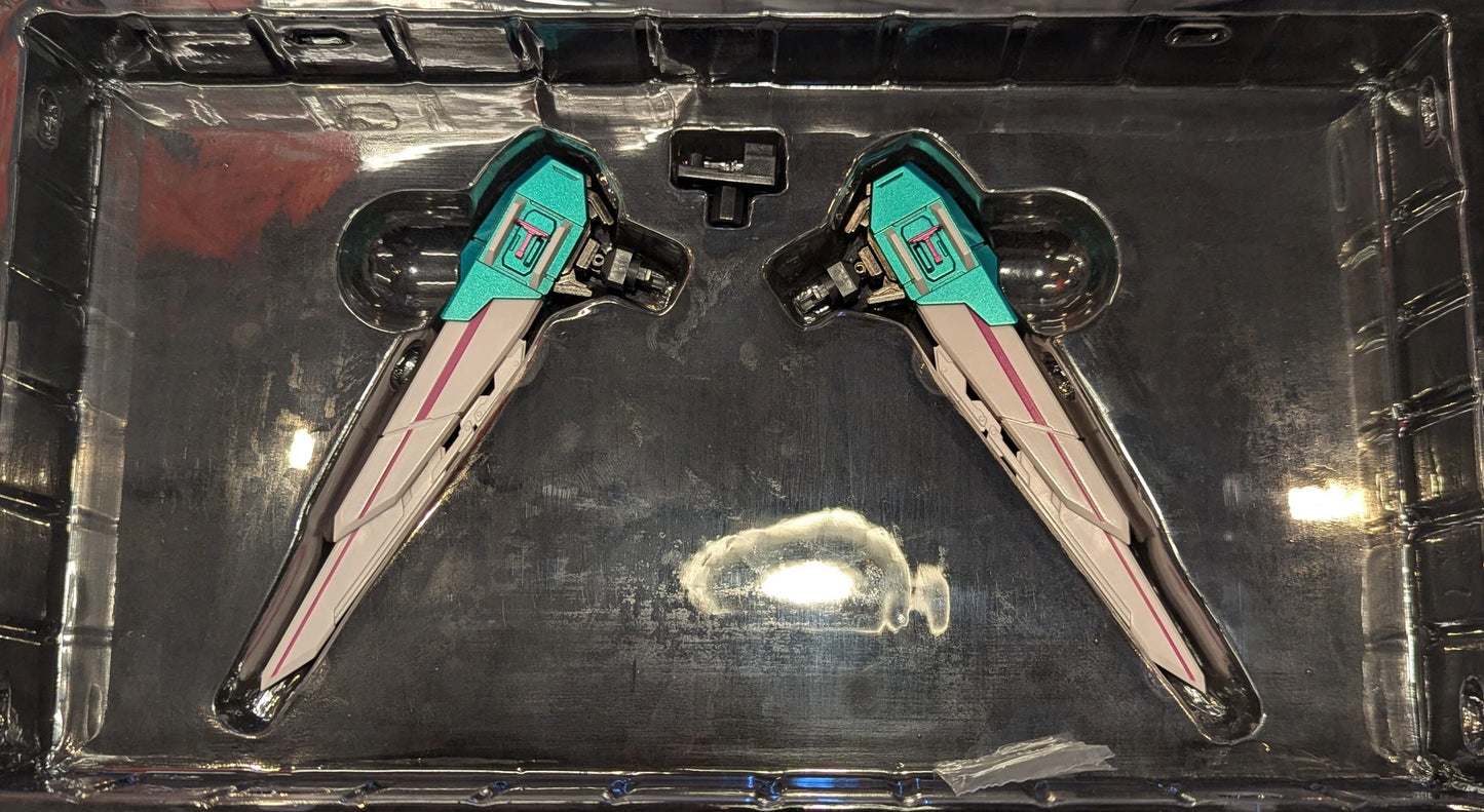 Bandai Soul of Chogokin Shinkansen Henkei Robo Shinkalion E5 Hayabusa GX115
