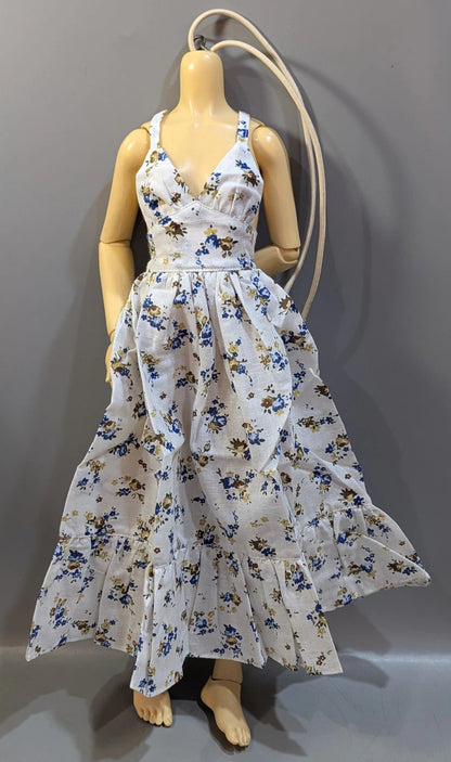 Doll outfit, SD/DD size, halter neck dress, white with floral pattern.