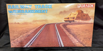 Hasegawa 1/35 Quartermaster Series Railway Track with Embankment