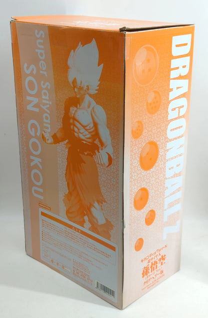 X-plus Gigantic series Super Saiyan Son Goku Damage Ver. Clear Hair Version