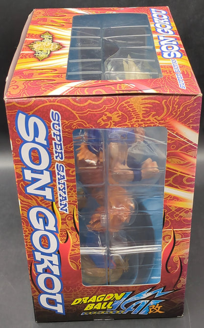 Medicos Super Figure Art Collection Super Saiyan Son Goku (Reissue Edition/Blue backing cardboard Card)