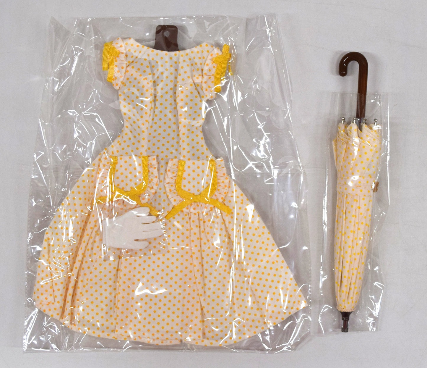 Volks - super Dollfie Graffiti Girl SDGr Junichi Nakahara Patterned Alice Dot Dress