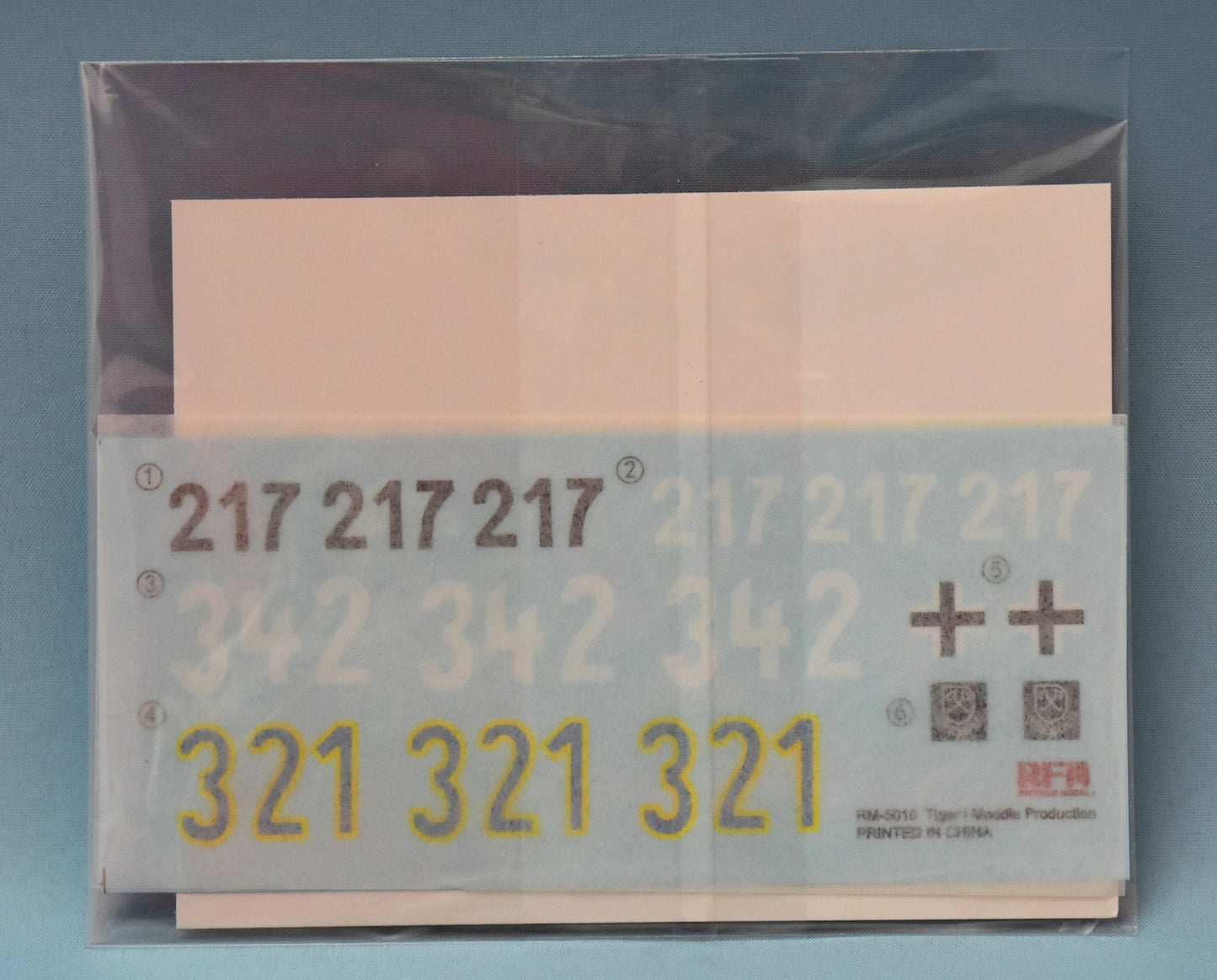 RMF 1/35 Tiger I Middle Production (with full interior) RM5010