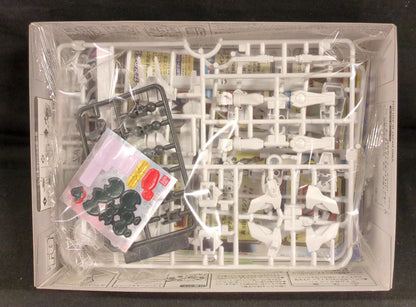 Bandai FG Uniqlo Limited Edition Mobile Suit Gundam 00 Gundam Exia White version Set (T-shirt not included)