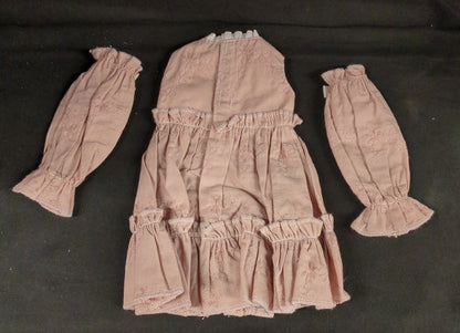 Doll outfit, 40-50cm size (MSD, Obitsu 50, etc.), pink, with attached sleeves, floral pattern, and ribbon.