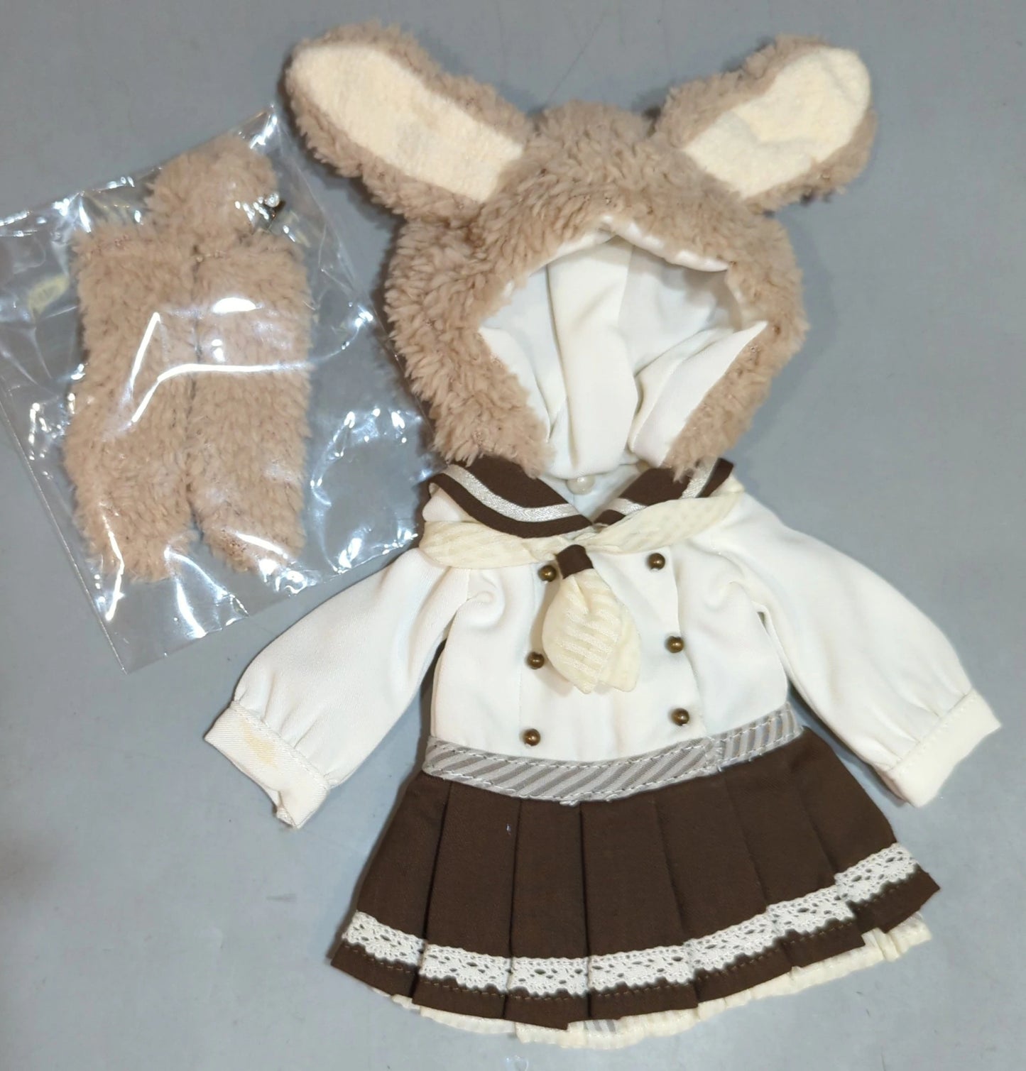 Volks Chibi Dress YoSD and Yo-Ten Dress set Fluffy Bunny One Piece (Cafe au Lait)