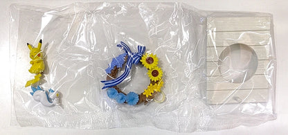 Re-Ment Wreath Collection Seasonal Gift Pikachu and Pachirisu