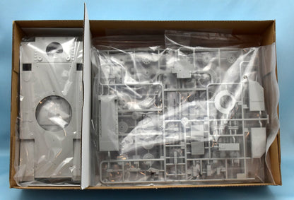 Trumpeter 1/35 Soviet Army Object 490B Prototype Tank 09598