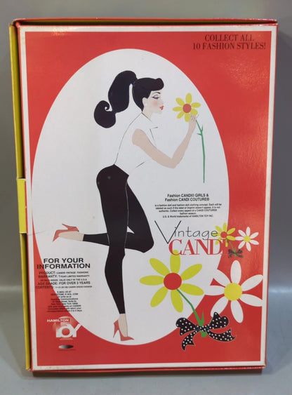 Hamilton Toy Vintage CANDI 12" Modepuppen-Outfit: Weißer Mantel und rotes Polka Dot-Kleid